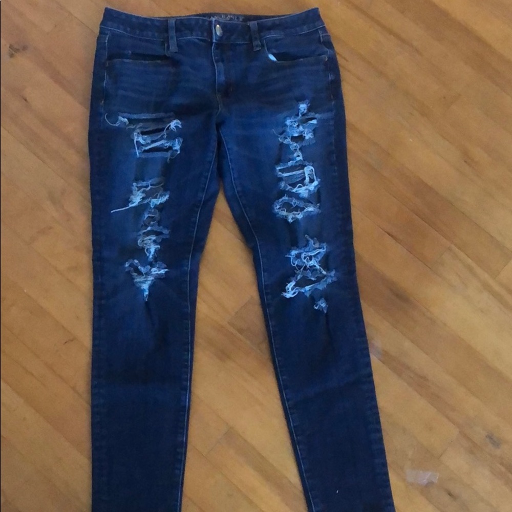 American eagle ripped jeans